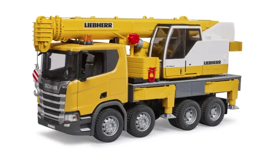 Ciężarówka Scania Super 560R z dźwigiem Liebherr