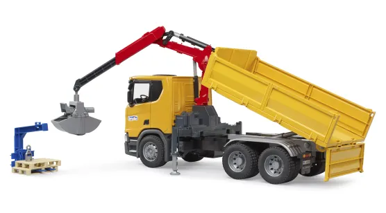 Ciężarówka Scania Super 560R z dźwigiem i 2 paletami