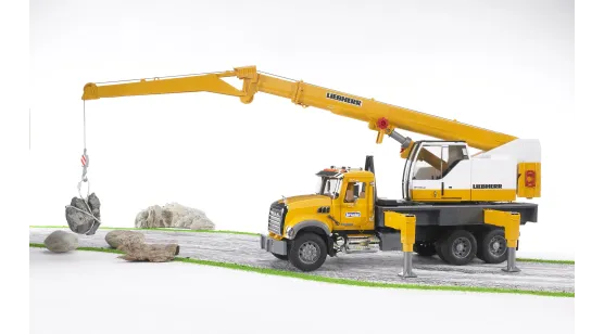 Dźwig MACK Granite Liebherr