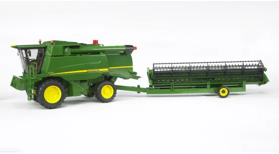 Kombajn zbożowy John Deere T670i