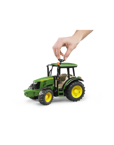 John Deere 5115M