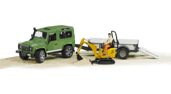 Land Rover Z Naczepą, Mikro Koparką I Kierowcą