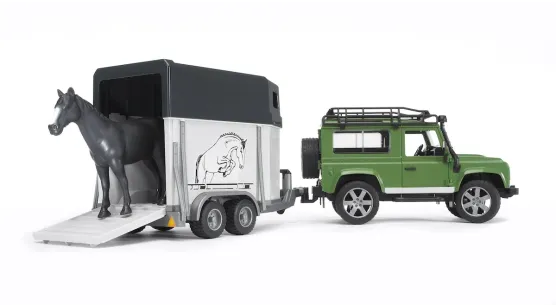 Land Rover Defender + Przyczepa Do Transportu Koni i Koń