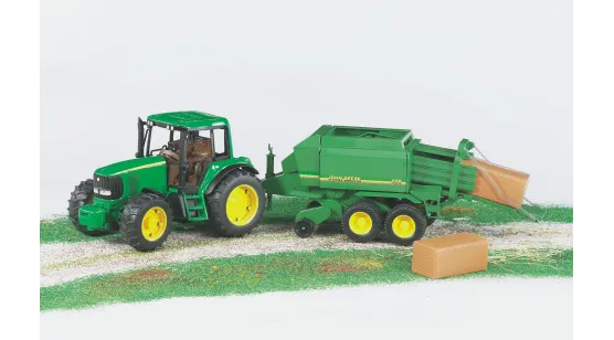 Prasa rolująca do słomy John Deere